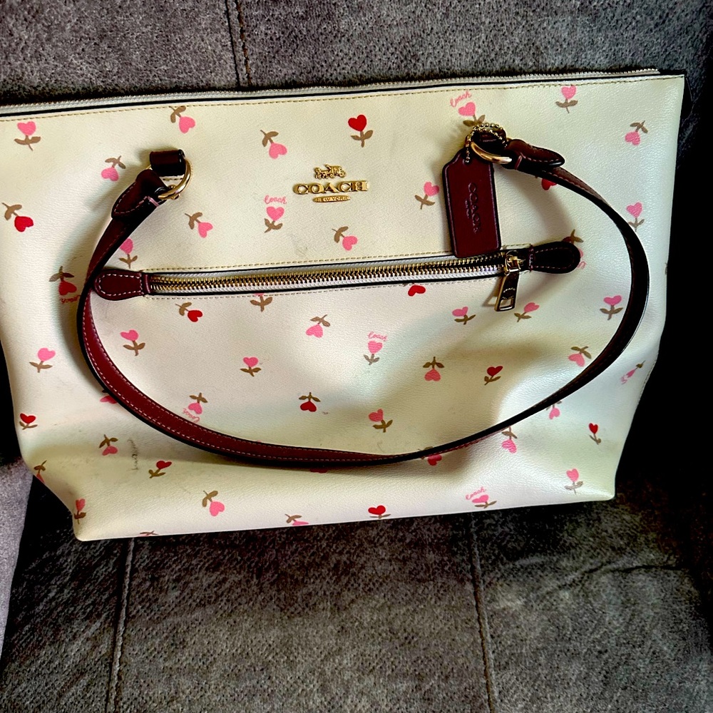 3 Coach purses